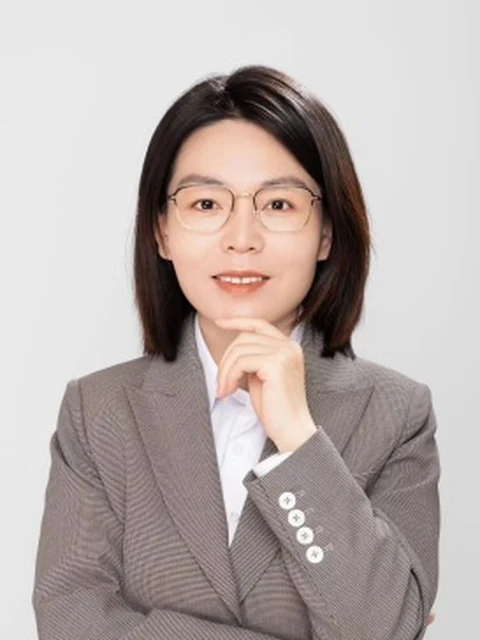 刘源源律师